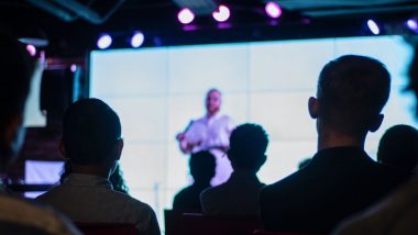 Diese Rhetorik Grundlagen sind ausschlaggebend für einen überzeugenden Auftritt