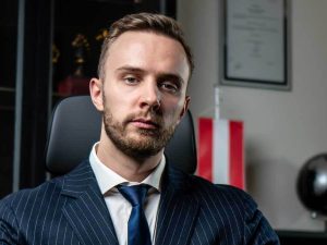 Philipp Statzinger unterstützt als Steuerberater IT-Dienstleister und Softwareunternehmen in Österreich.