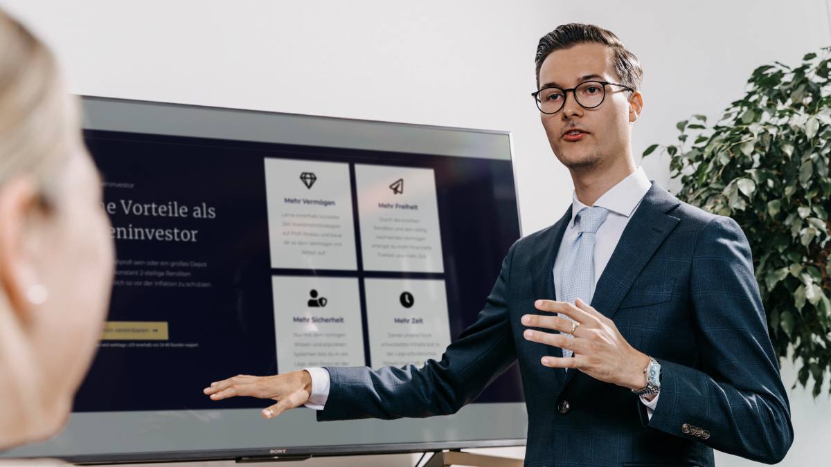 Michael Schattmann von der Schattmann & Partner Wirtschaftskanzlei GmbH 