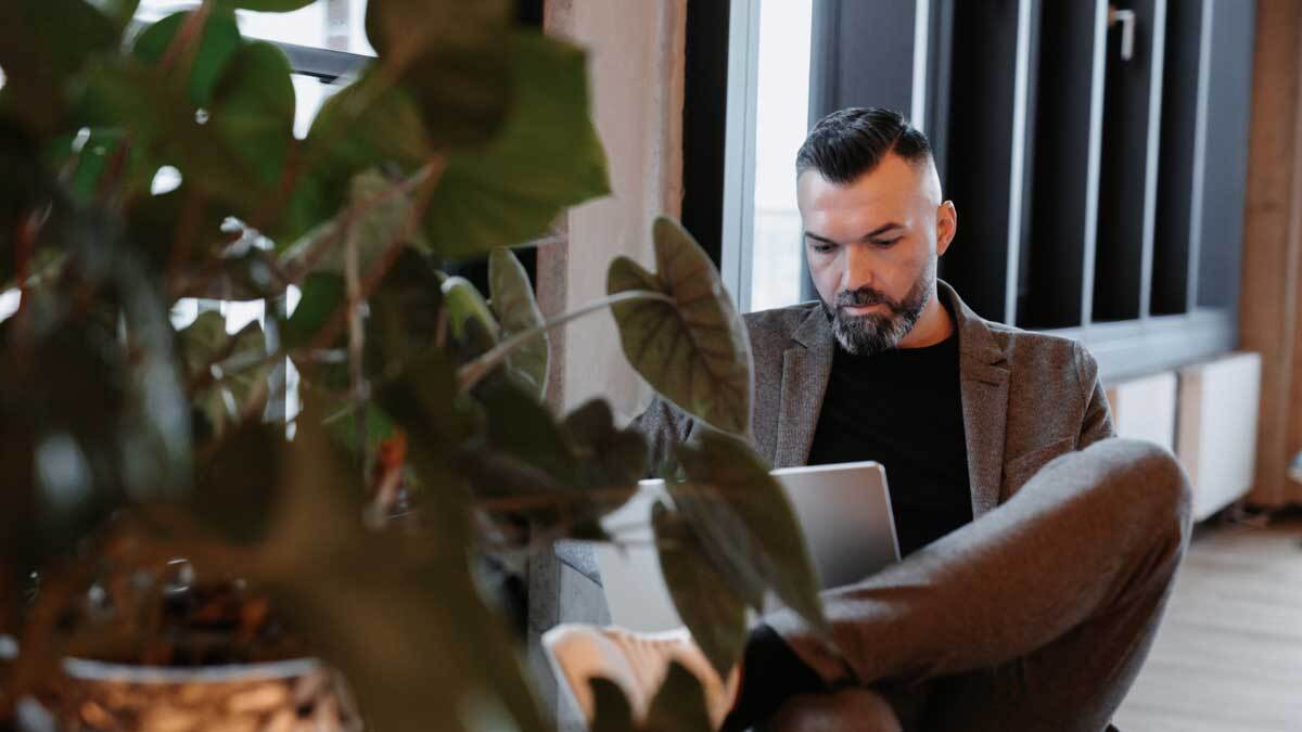 Wer in München eine Immobilie kaufen möchte, steht vor einer großen finanziellen Entscheidung - für die braucht es den richtigen Darlehensvermittler.